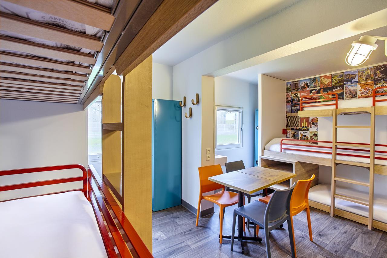Hotelf1 Bretigny Sur Orge Экстерьер фото